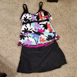 Nwt 2 pc tankini swimsuit